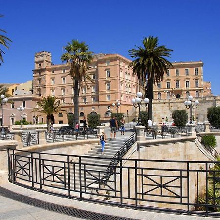 Sky Moon Cagliari Centro Vista Mare Apartamento Exterior foto