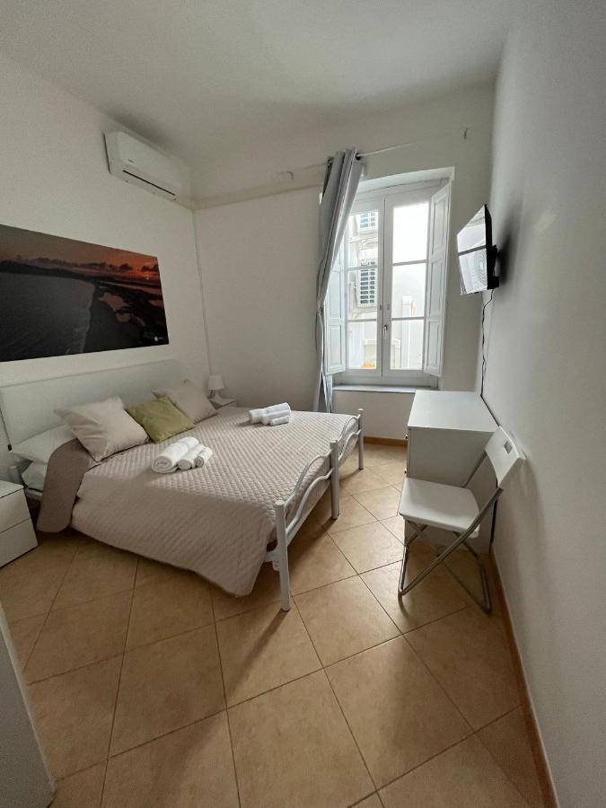 Sky Moon Cagliari Centro Vista Mare Apartamento Exterior foto